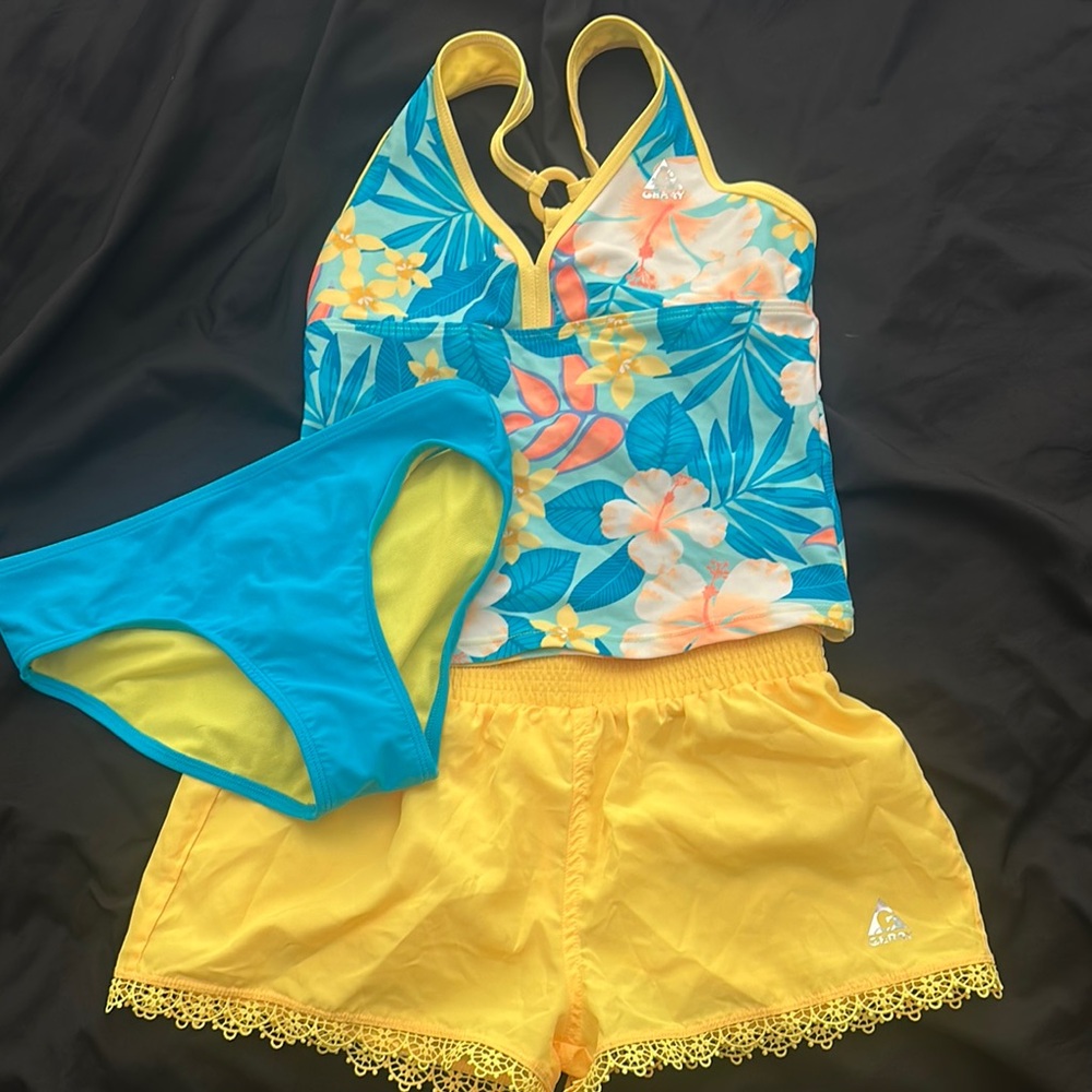 Girls 3 piece swimsuit